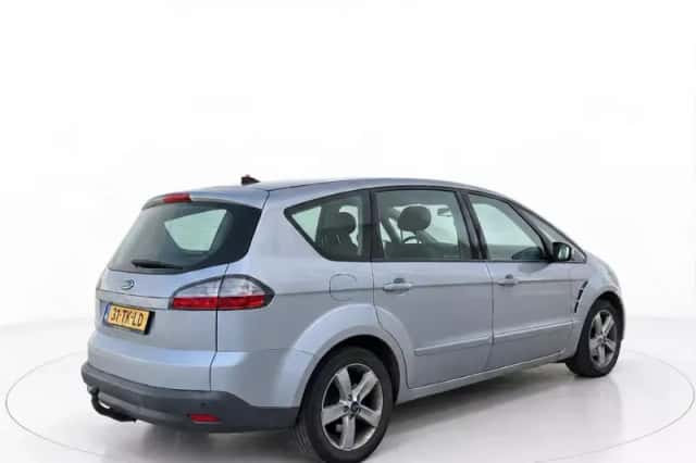 Ford S-Max (2006) thumbnail 3