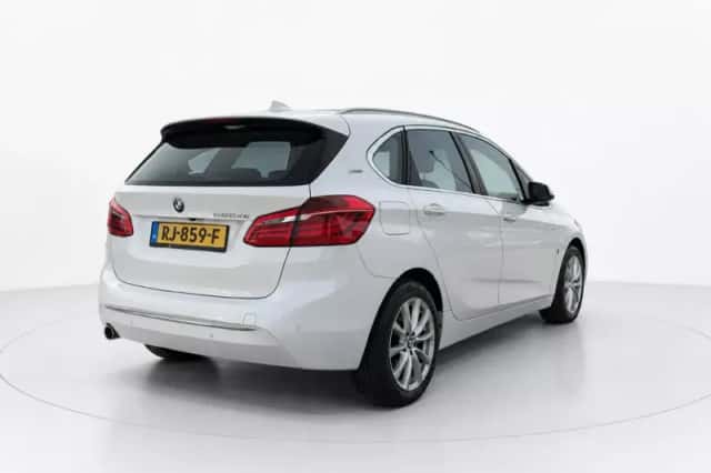 BMW 2-Serie Active Tourer (2017) thumbnail 4