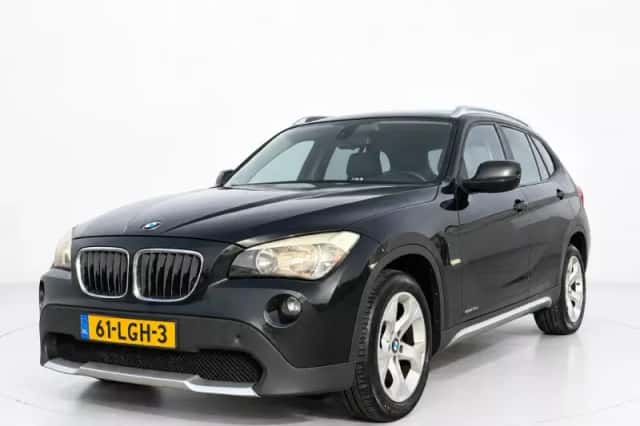 BMW X1 (2010) thumbnail 2