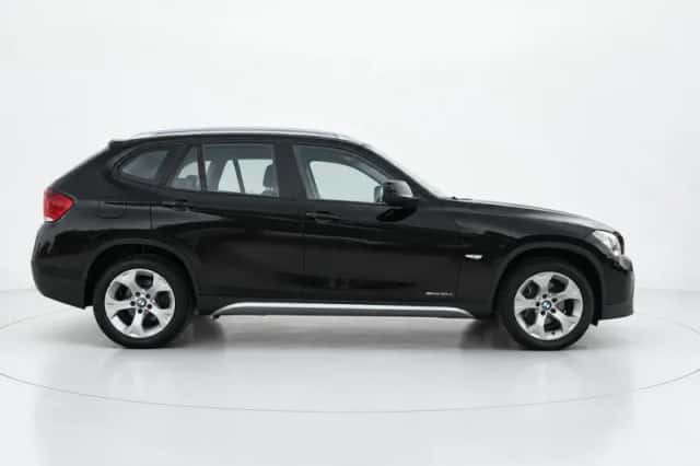 BMW X1 (2010) thumbnail 5