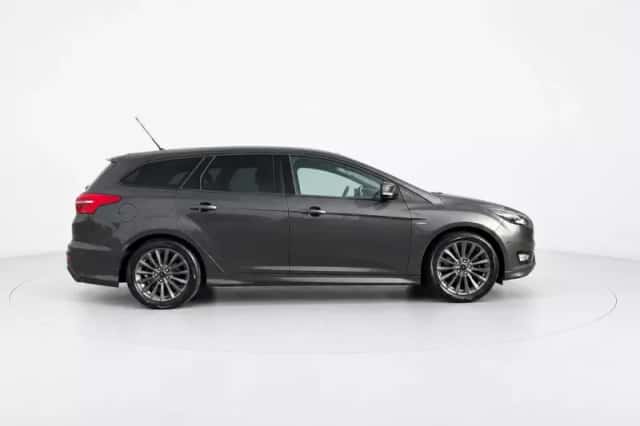 Ford Focus (2017) thumbnail 4