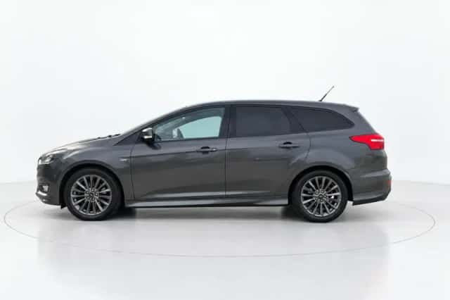 Ford Focus (2017) thumbnail 5