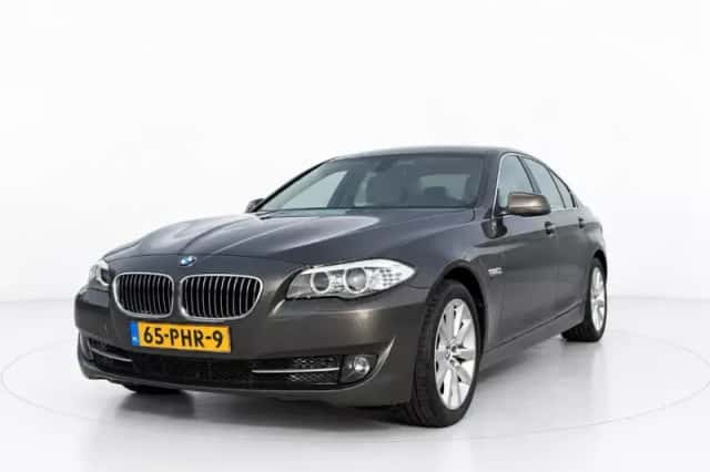 BMW 5-Serie (2011) thumbnail 4