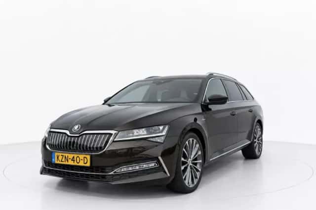 Škoda Superb (2020) thumbnail 2