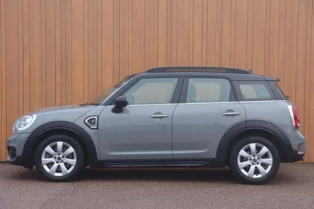 MINI Countryman (2019) thumbnail 3