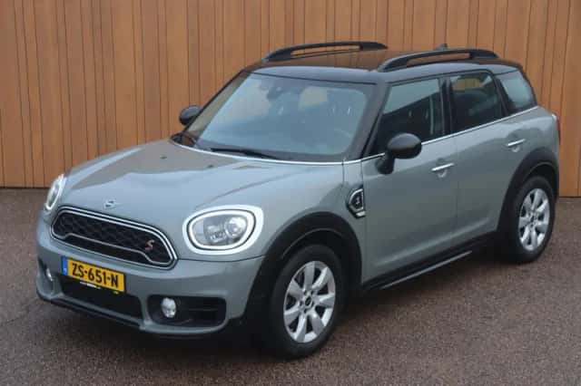 MINI Countryman (2019) thumbnail 6