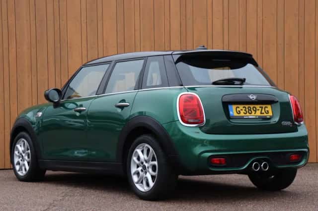 MINI Cooper S (2020) thumbnail 4