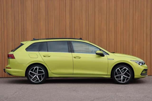 Volkswagen Golf (2021) thumbnail 5