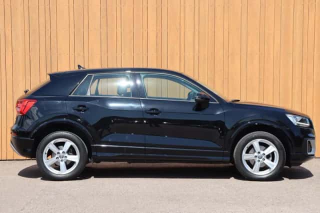 Audi Q2 (2020) thumbnail 5