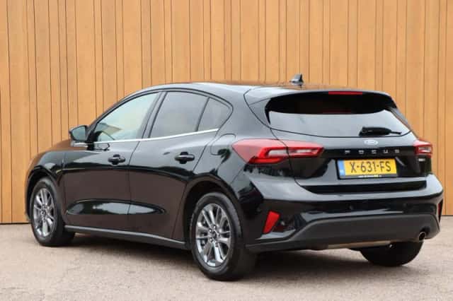 Ford Focus (2023) thumbnail 4