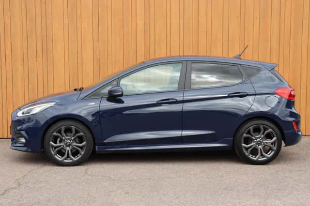 Ford Fiesta (2020) thumbnail 3