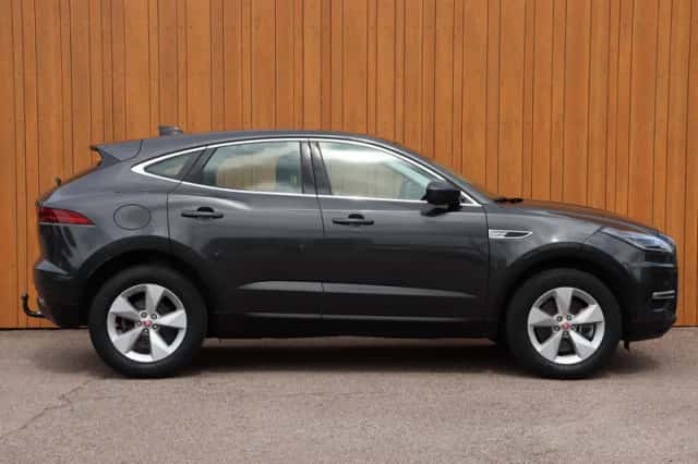 Jaguar E-Pace (2021) thumbnail 5