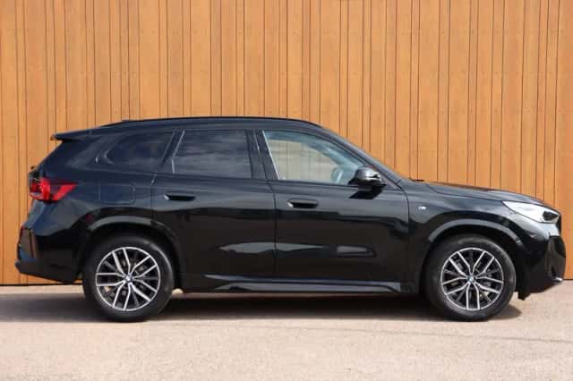 BMW X1 (2023) thumbnail 5