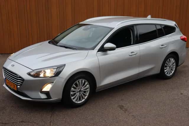 Ford Focus (2020) thumbnail 6