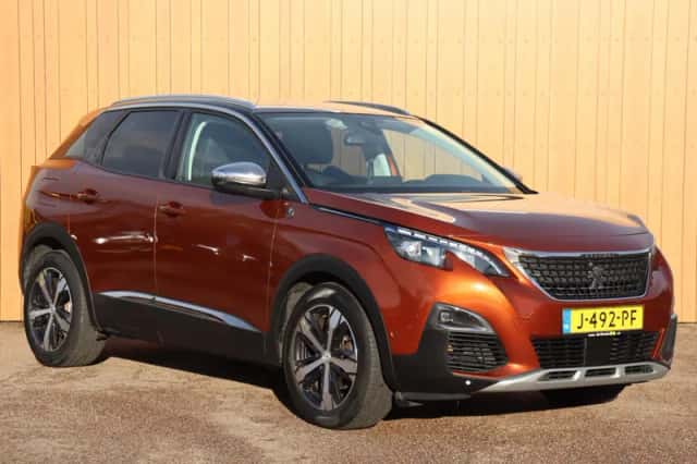 Peugeot 3008 (2020) thumbnail 2