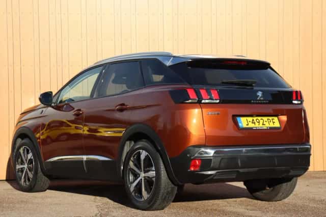 Peugeot 3008 (2020) thumbnail 4