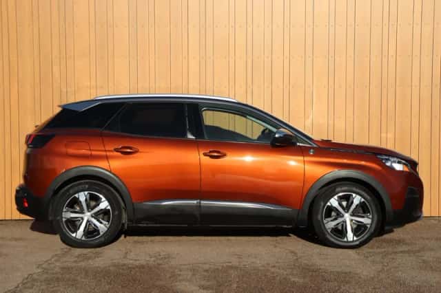 Peugeot 3008 (2020) thumbnail 5