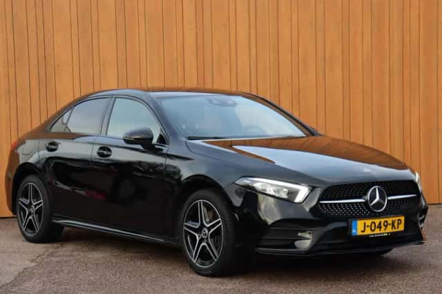 Mercedes-Benz A-Klasse (2020) thumbnail 2