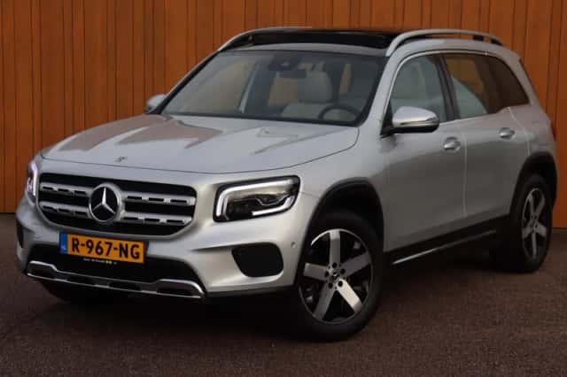 Mercedes-Benz GLB-Klasse (2022) thumbnail 1