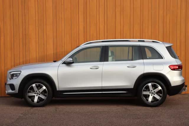 Mercedes-Benz GLB-Klasse (2022) thumbnail 3