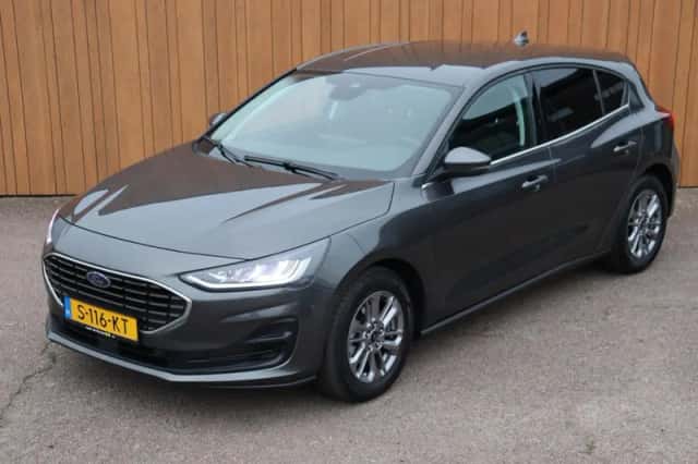 Ford Focus (2023) thumbnail 6