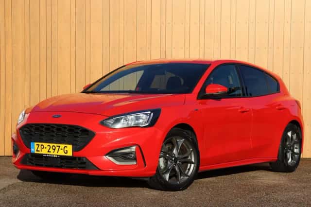 Ford Focus (2019) thumbnail 1