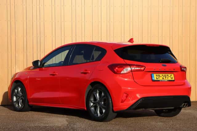Ford Focus (2019) thumbnail 4