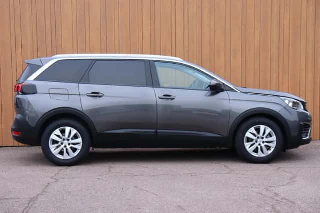 Peugeot 5008 (2019) thumbnail 5