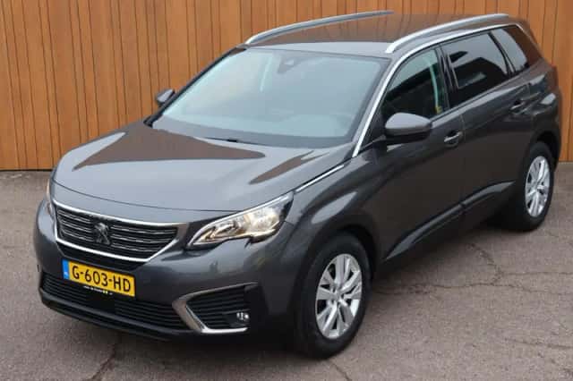 Peugeot 5008 (2019) thumbnail 6