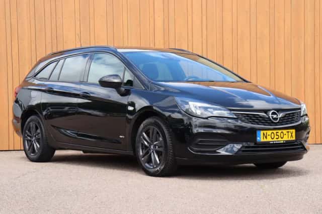 Opel Astra (2022) thumbnail 2