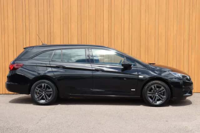 Opel Astra (2022) thumbnail 5