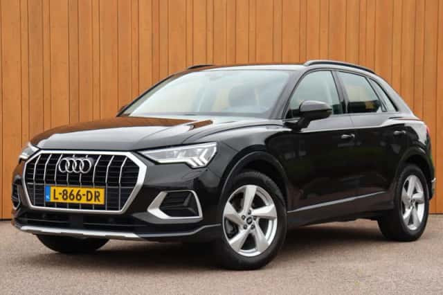 Audi Q3 (2021) thumbnail 1