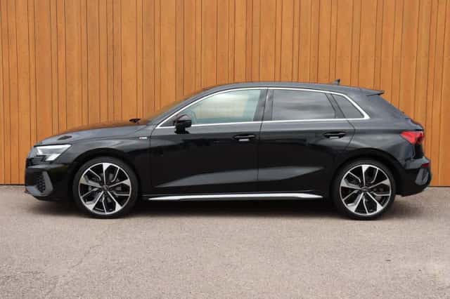 Audi A3 (2023) thumbnail 3