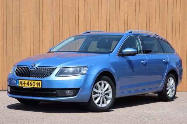 Škoda Octavia (2017) thumbnail 1