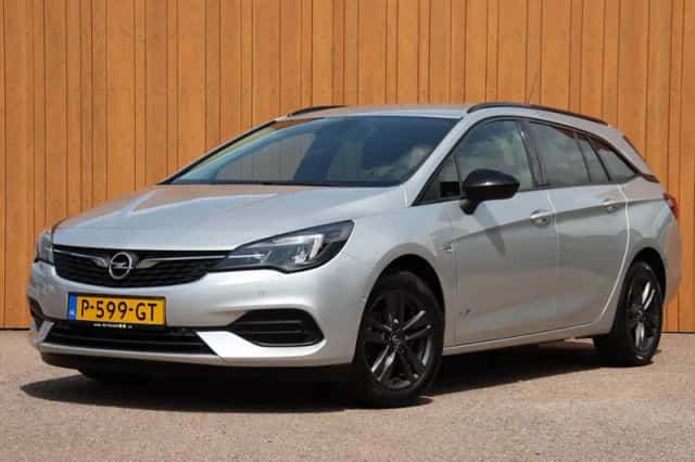 Opel Astra (2022) thumbnail 1