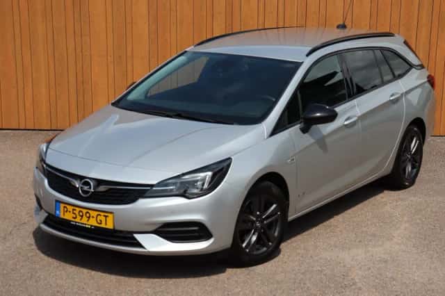 Opel Astra (2022) thumbnail 6