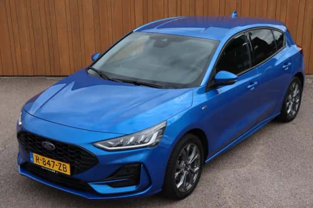 Ford Focus (2022) thumbnail 6
