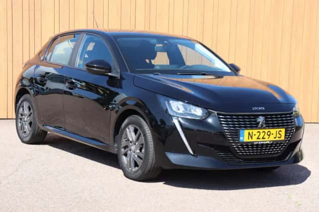 Peugeot 208 (2022) thumbnail 2