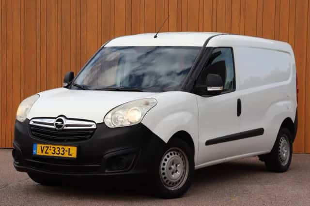 Opel Combo (2016) thumbnail 1