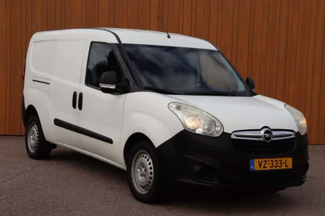 Opel Combo (2016) thumbnail 2