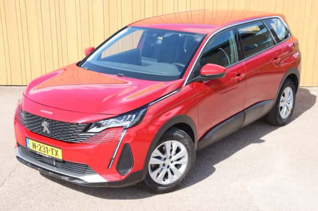 Peugeot 5008 (2022) thumbnail 6