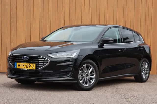 Ford Focus (2025) thumbnail 1