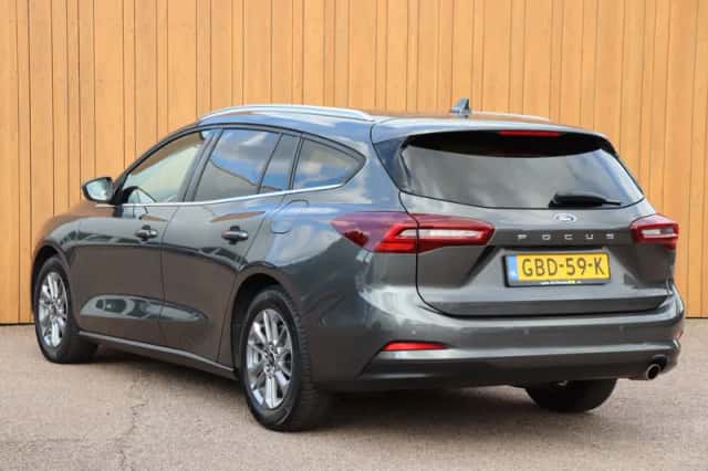 Ford Focus (2024) thumbnail 4