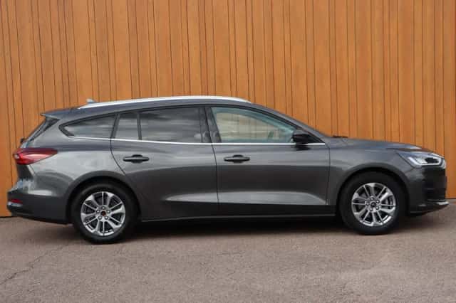 Ford Focus (2024) thumbnail 5
