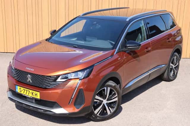 Peugeot 5008 (2023) thumbnail 6