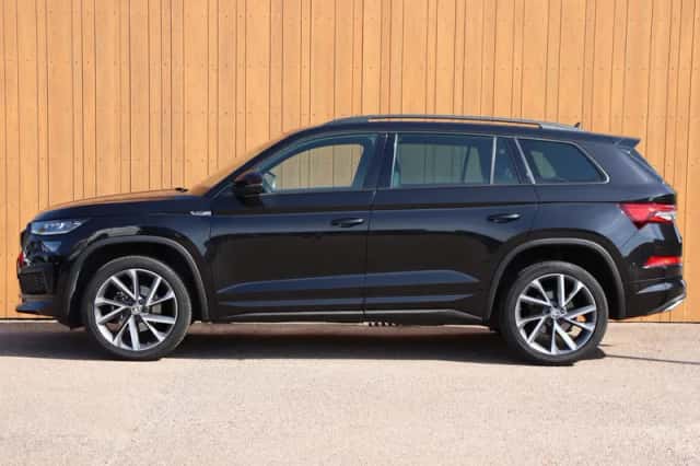 Škoda Kodiaq (2023) thumbnail 3