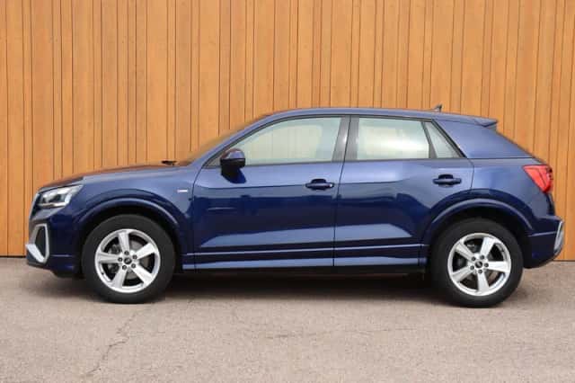 Audi Q2 (2022) thumbnail 3
