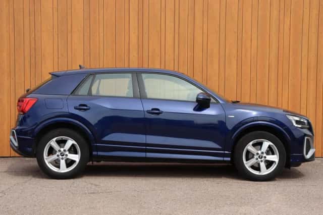 Audi Q2 (2022) thumbnail 5
