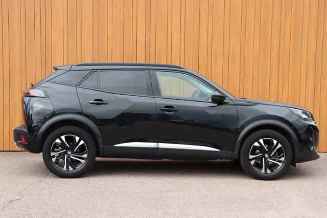 Peugeot 2008 (2021) thumbnail 5