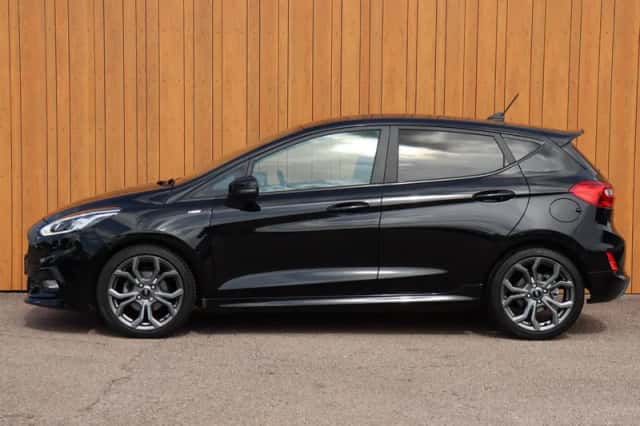 Ford Fiesta (2019) thumbnail 3